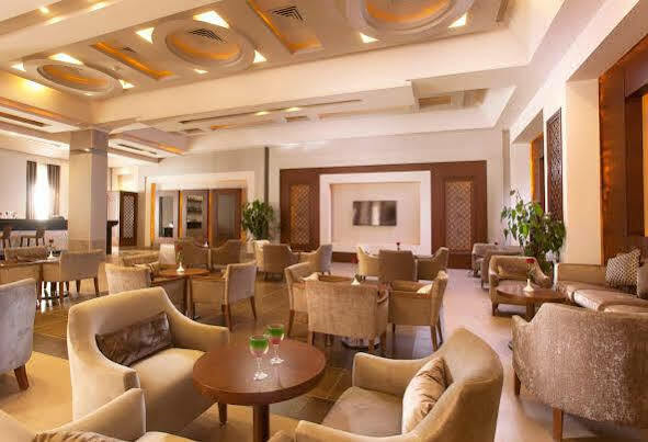 Charmillion Sea Life Курортный комплекс 4*
